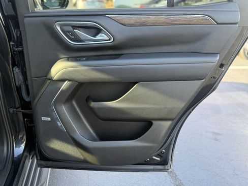 Used 2022 Chevrolet Tahoe Premier image 19