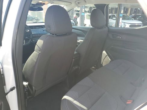 New 2027 Chevrolet Bolt LT image 14