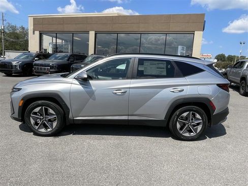 New 2026 Hyundai Tucson SEL image 2