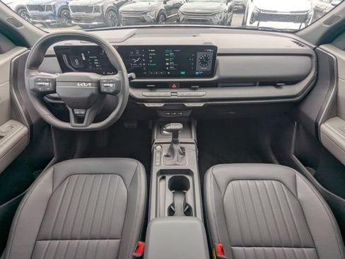 New 2027 Kia Seltos X-Line SX w/ X-Line SX Prestige Package AWD/4WD image 17