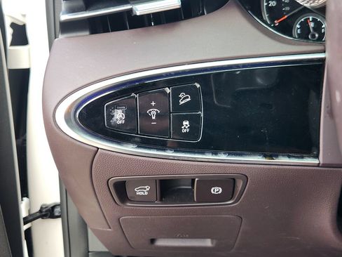 Used 2022 Genesis GV70 2.5T w/ Advanced Package AWD/4WD image 21