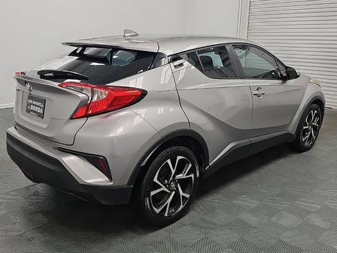 Used 2018 Toyota C-HR XLE FWD image 9