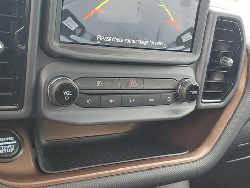Used 2024 Ford Bronco Sport Outer Banks w/ Tech Package AWD/4WD image 29