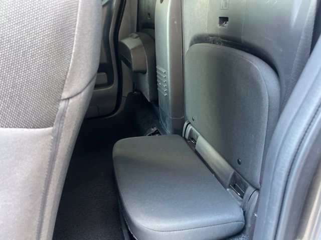Used 2025 Nissan Frontier SV w/ SV Convenience Package RWD image 19