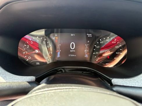 Used 2022 Jeep Compass Latitude FWD image 14