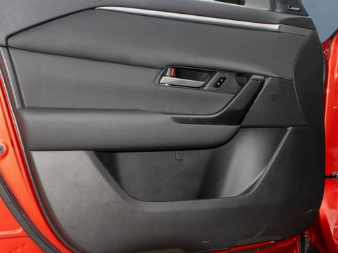 Certified 2025 MAZDA CX-50 AWD 2.5 S w/ Premium Package image 15