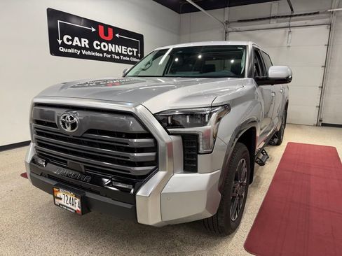 Used 2024 Toyota Tundra Limited AWD/4WD image 4