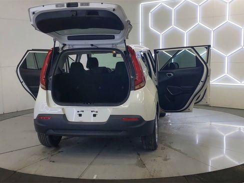 Used 2021 Kia Soul S image 20