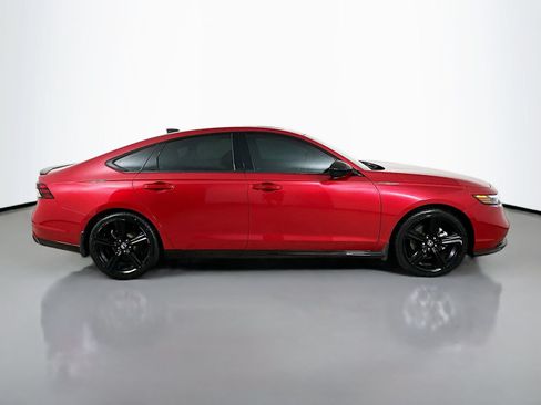 Used 2024 Honda Accord Sport image 4