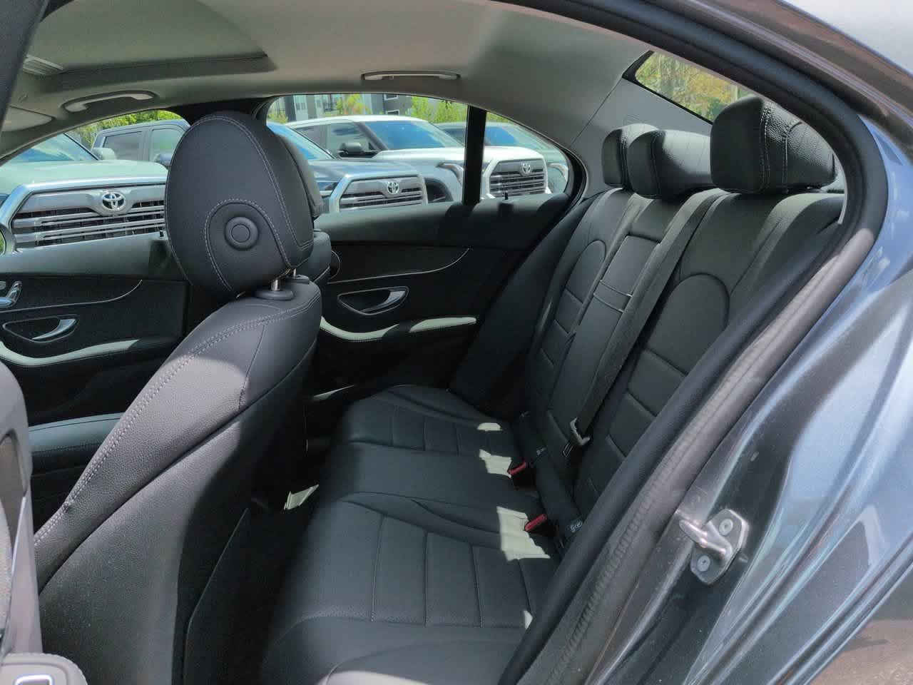 Used 2019 Mercedes-Benz C 300 Sedan image 13