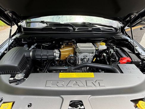 New 2026 RAM 1500 Big Horn AWD/4WD image 13