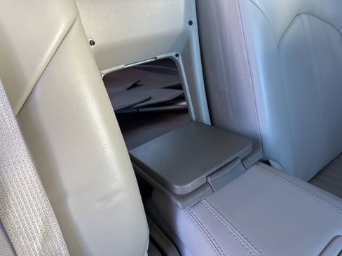 Used 2016 Cadillac SRX Luxury w/ Driver Awareness Package image 39