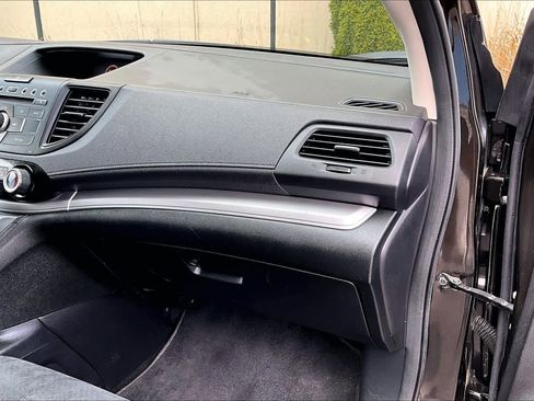 Used 2015 Honda CR-V LX image 18