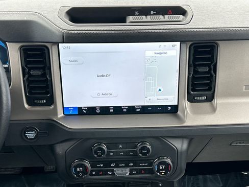 Used 2025 Ford Bronco Outer Banks AWD/4WD image 20