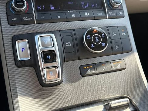 Used 2021 Hyundai Palisade SEL w/ Premium Package image 27