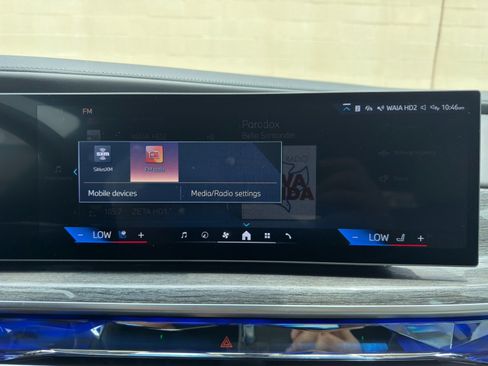 Used 2023 BMW i7 xDrive60 AWD/4WD image 29