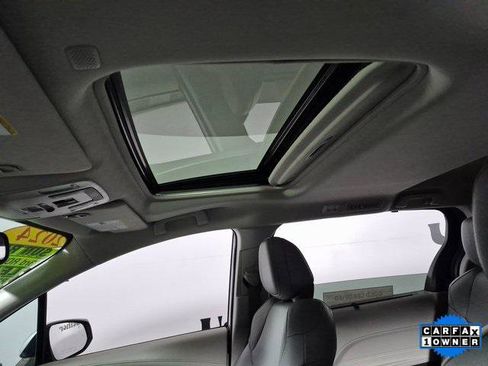 Certified 2024 Toyota Sienna XLE image 20