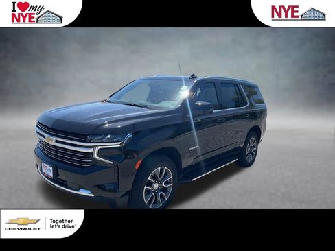 Used 2023 Chevrolet Tahoe LT w/ LT Signature Plus Package AWD/4WD image 1