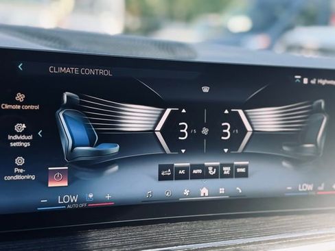 New 2026 BMW X7 xDrive40i w/ M Sport Package image 35