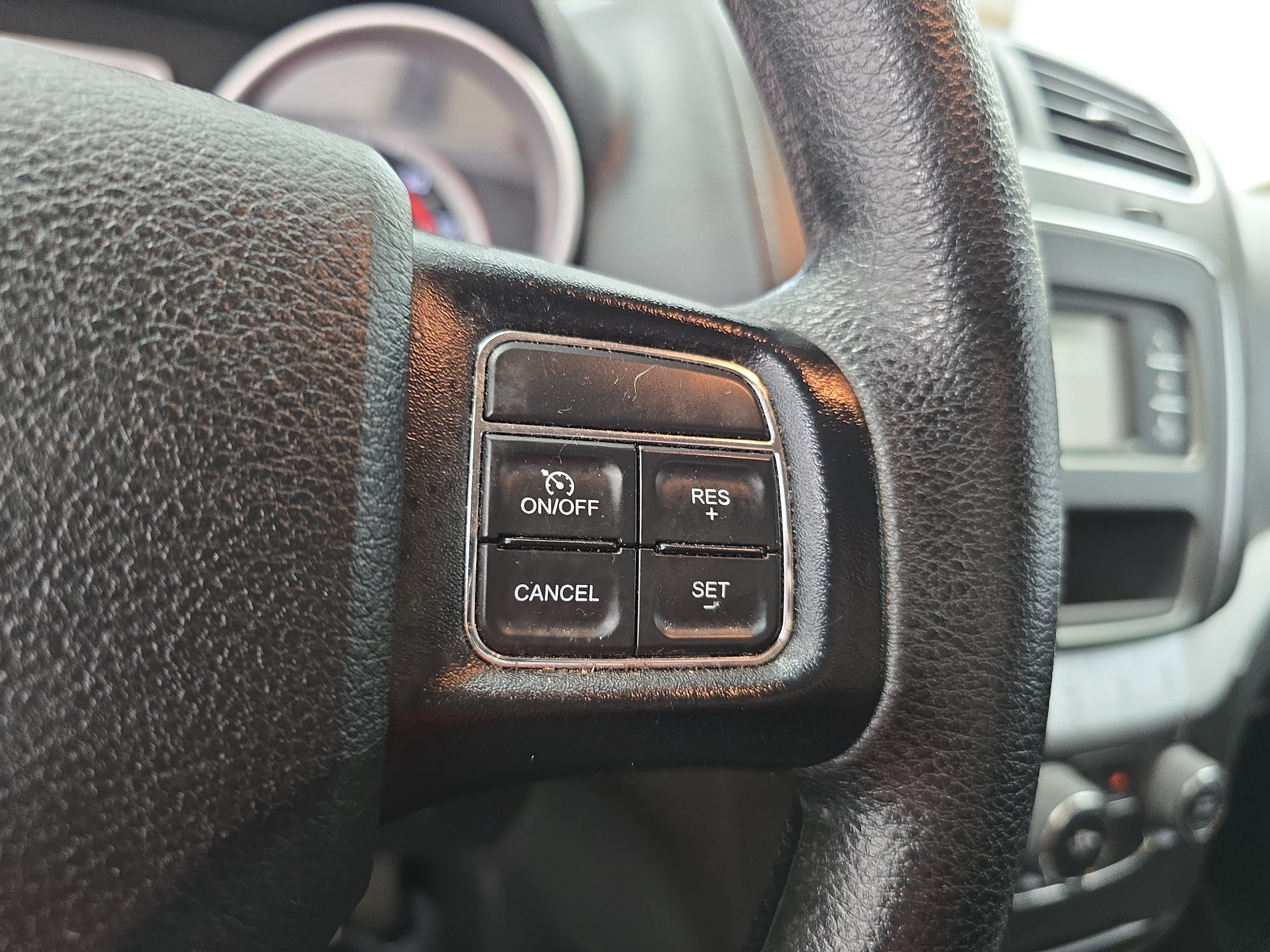 Used 2020 Dodge Journey SE FWD image 18