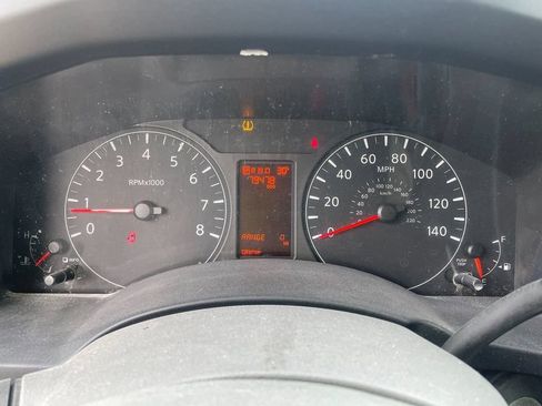 Used 2021 Nissan NV 2500 SV RWD image 17