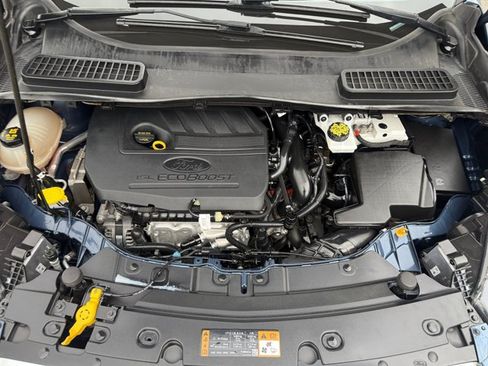 Used 2018 Ford Escape SE w/ SE Sport Appearance Package AWD/4WD image 18
