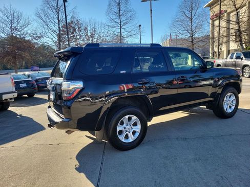 Used 2024 Toyota 4Runner SR5 image 7