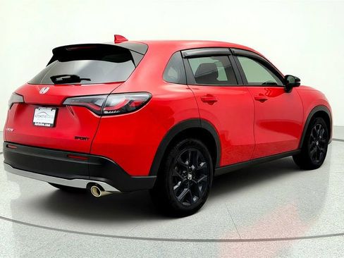 Used 2025 Honda HR-V Sport image 5