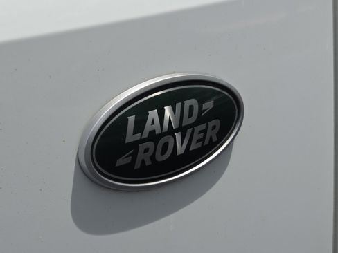Used 2023 Land Rover Range Rover Evoque R-Dynamic S AWD/4WD image 17