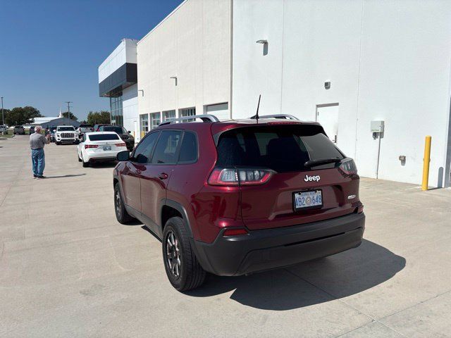 Used 2021 Jeep Cherokee Latitude FWD image 5