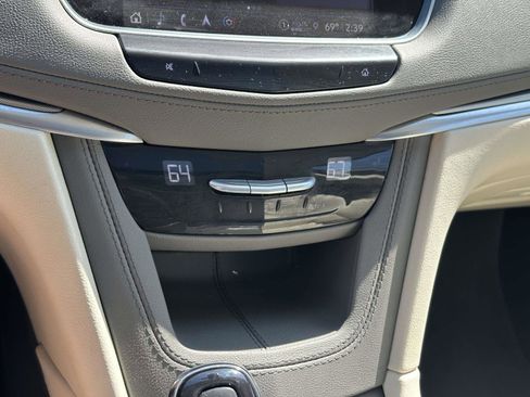 Certified 2023 Cadillac XT5 Premium Luxury image 19