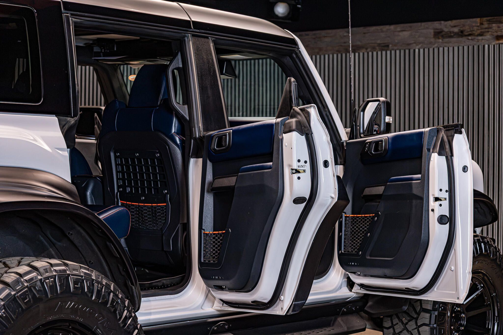 Used 2024 Ford Bronco Raptor w/ Interior Carbon Fiber Pack 6 AWD/4WD image 39