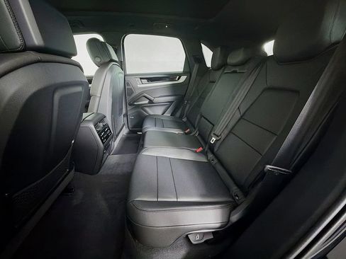 New 2026 Porsche Cayenne AWD/4WD image 24