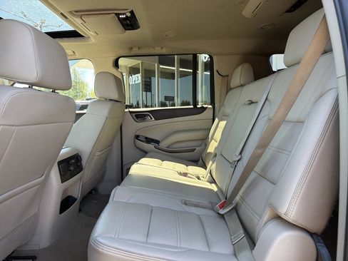 Used 2019 GMC Yukon XL Denali w/ Denali Ultimate Package AWD/4WD image 27