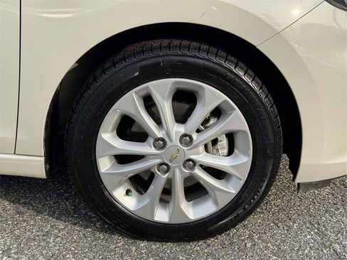 Used 2020 Chevrolet Spark LT image 26