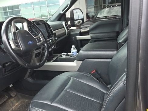 Used 2022 Ford F250 Lariat w/ FX4 Off-Road Package AWD/4WD image 11