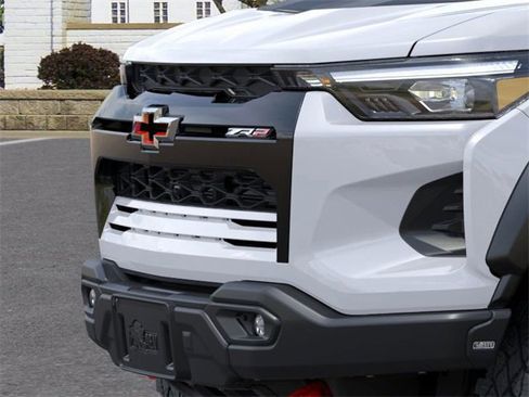 New 2026 Chevrolet Colorado ZR2 w/ ZR2 Bison Edition image 13