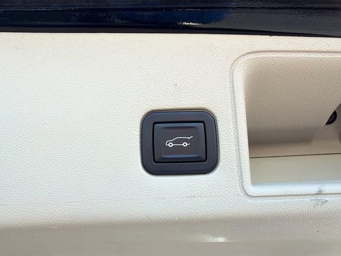 Used 2020 GMC Terrain Denali FWD image 36