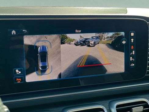 Used 2024 Mercedes-Benz GLE 53 AMG 4MATIC Coupe image 21