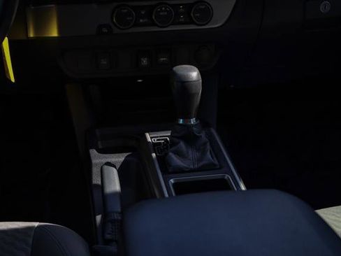 Certified 2021 Toyota Tacoma SR5 image 14