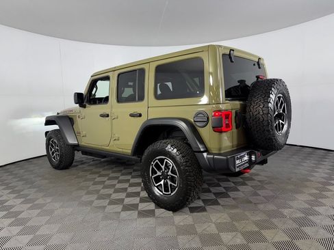 Certified 2026 Jeep Wrangler Unlimited Rubicon AWD/4WD image 8