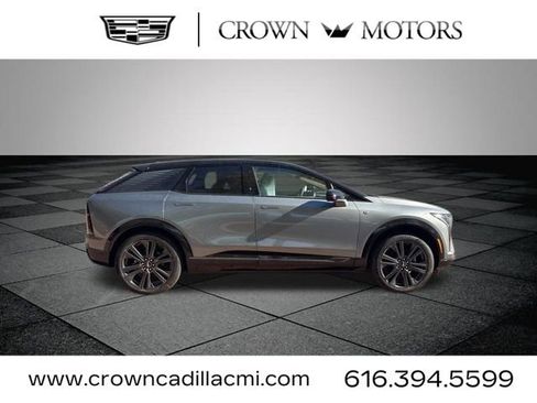 New 2026 Cadillac Optiq Sport 2 image 9