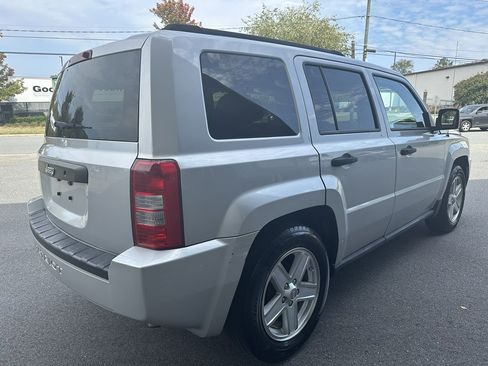 Used 2010 Jeep Patriot Sport w/ Tire & Wheel Group image 5
