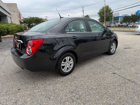 Used 2014 Chevrolet Sonic LT FWD image 40
