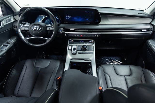 Used 2025 Hyundai Palisade SEL FWD image 21