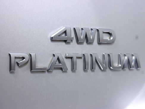Used 2020 Nissan Pathfinder Platinum AWD/4WD image 45