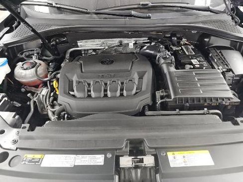 Used 2022 Volkswagen Tiguan S image 15