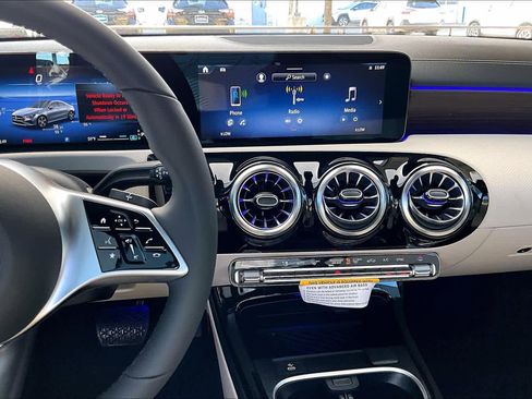 New 2026 Mercedes-Benz CLA 250 image 9