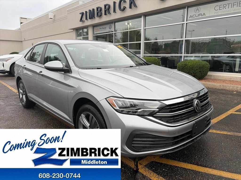 Used 2023 Volkswagen Jetta SE FWD image 1