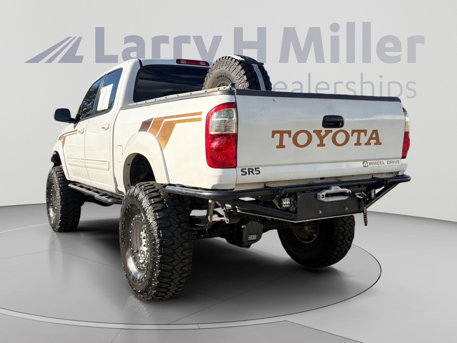 Used 2006 Toyota Tundra SR5 w/ TRD Off-Road Pkg AWD/4WD image 3